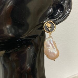 Gold and Cream Pearl Drop Earrings